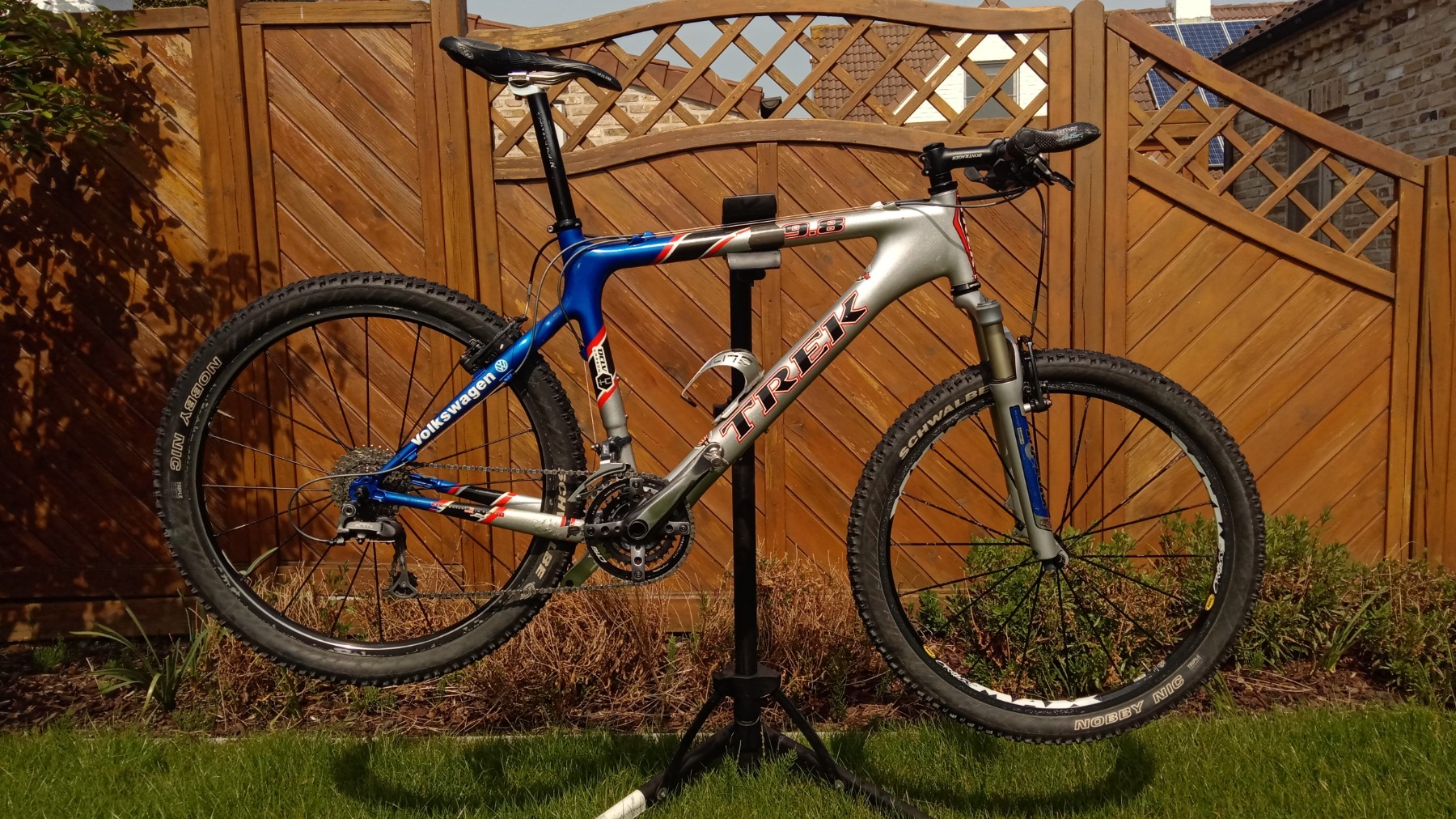 trek elite 9.7 carbon 2012