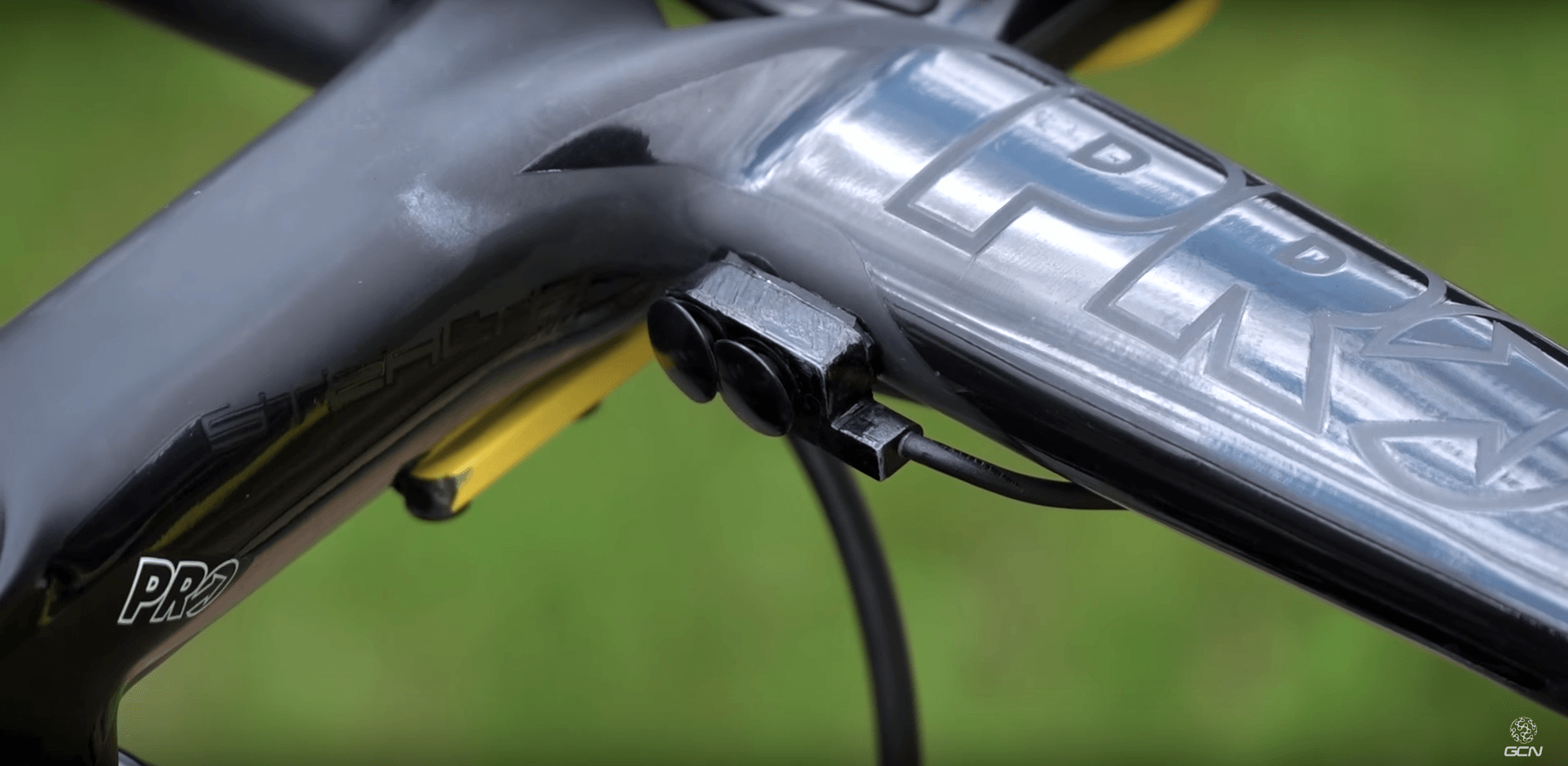 Naar de waarheid wrijving ergens Lichtgewicht fietsspullen in de Tour de France 2017 | Becycled Fietsblog